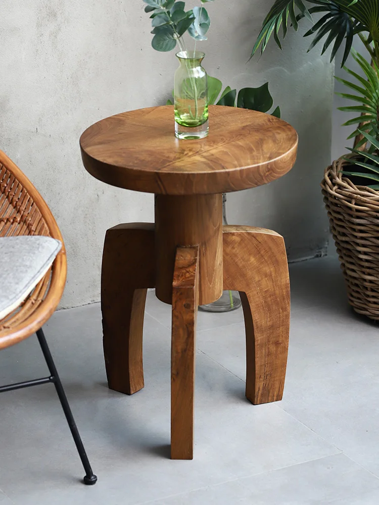 Round coffee table A few simpl - Coffee Tea Near recension och pris