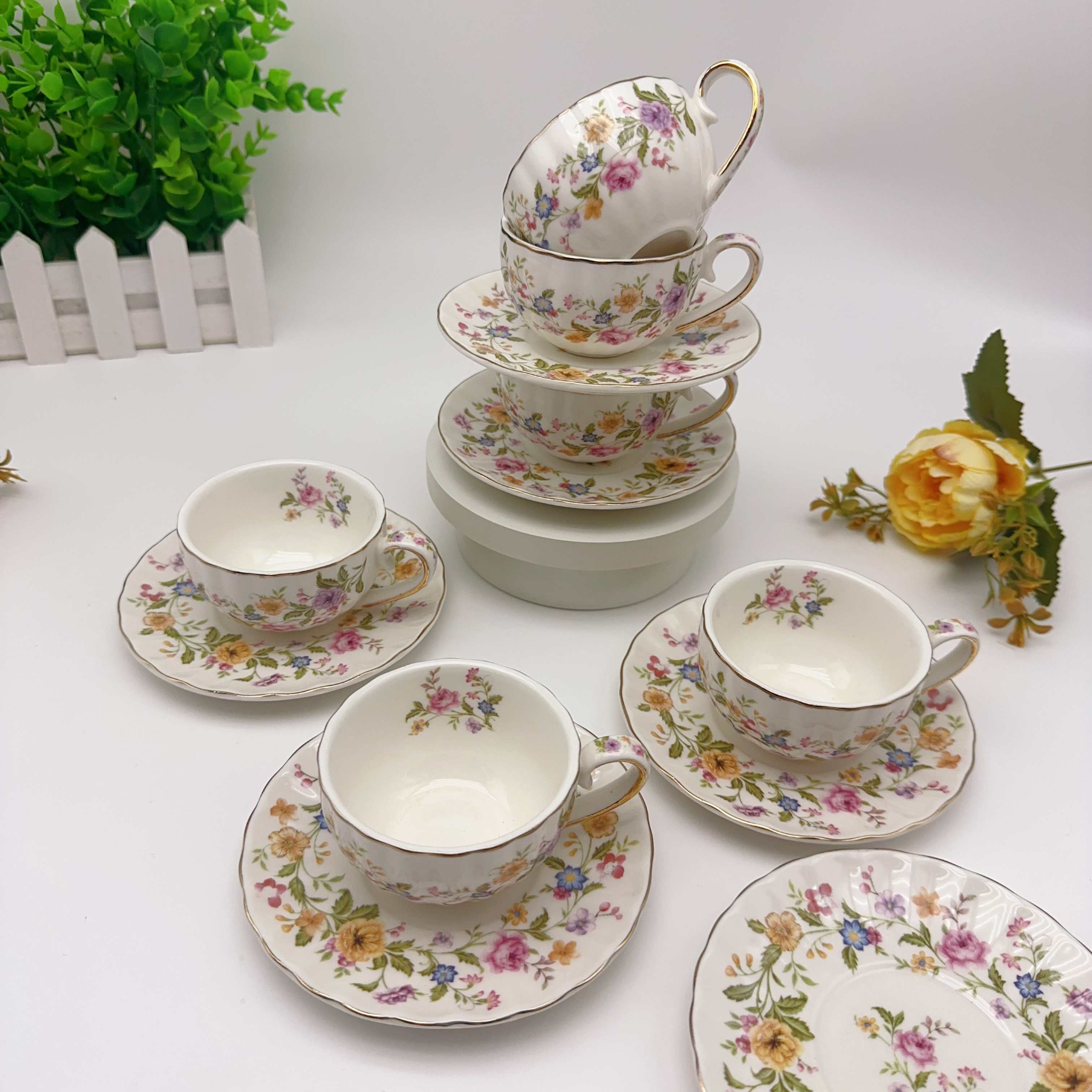 European style floral afternoo - Espresso Cup Saucer recension och pris